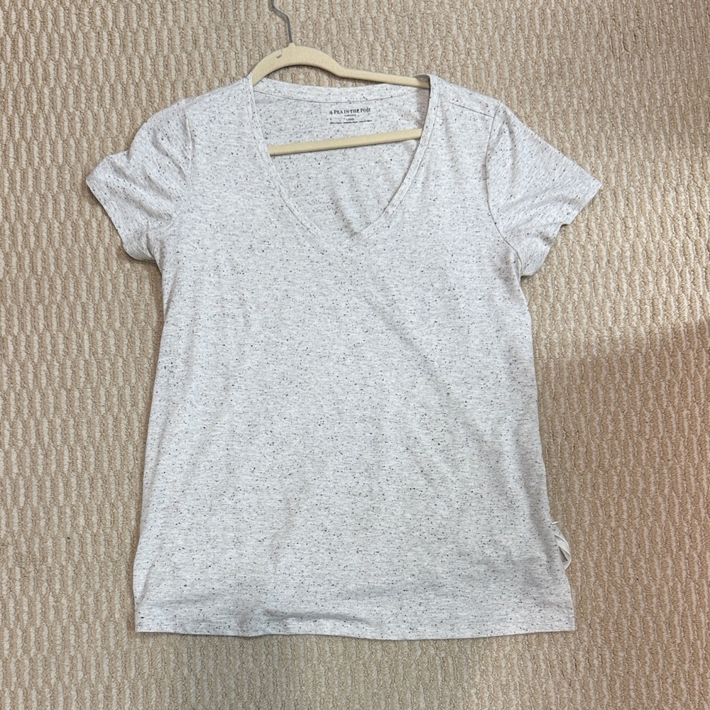 A pea in the pod nursing maternity Gray V-Neck Women's Top